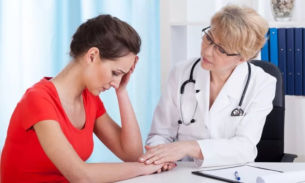 Timely examination by a doctor will help avoid the development of cystitis in women.